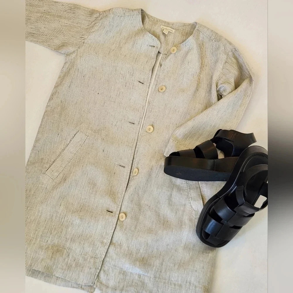 || EILEEN FISHER || linen jacket